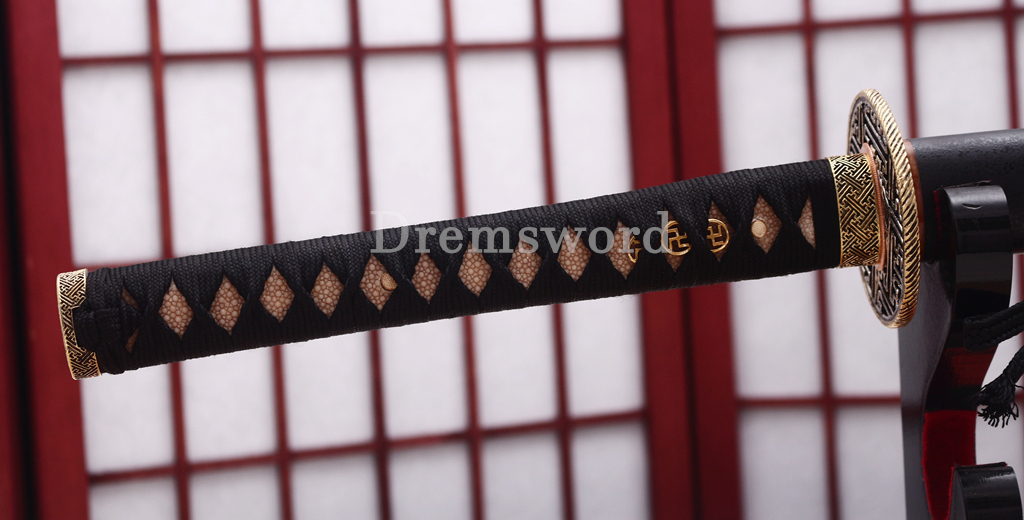 Hand Forged Tamahagane Clay Tempered Choji Hamon Katana Japanese Samurai Sword SHINOGI-ZUKURI Full Tang Ox Horn Black Saya