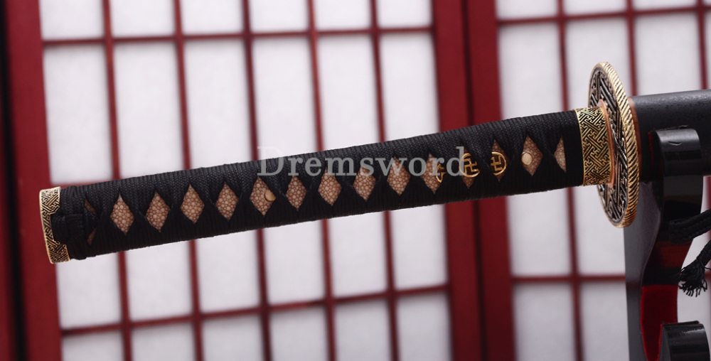 Hand Forged Tamahagane Clay Tempered Choji Hamon Katana Japanese Samurai Sword SHINOGI-ZUKURI Full Tang Ox Horn Black Saya