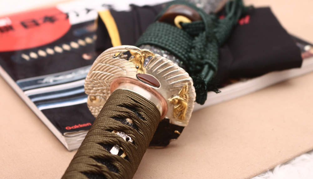Hand Forged Tamahagane Clay Tempered Wavy Hamon Katana Japanese Samurai Sword SHINOGI-ZUKURI Full Tang Ox Horn Saya Brown
