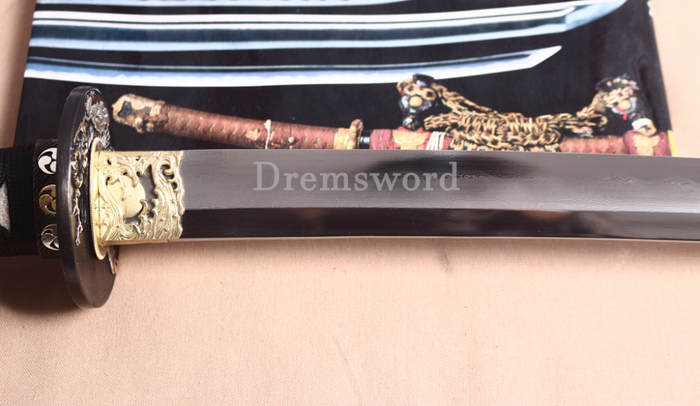 Folded Steel Clay Tempered Katana Abrasive Hamon Japanese Samurai Sword Full Rayskin Wrapped Saya Shinogi-Zukuri Black