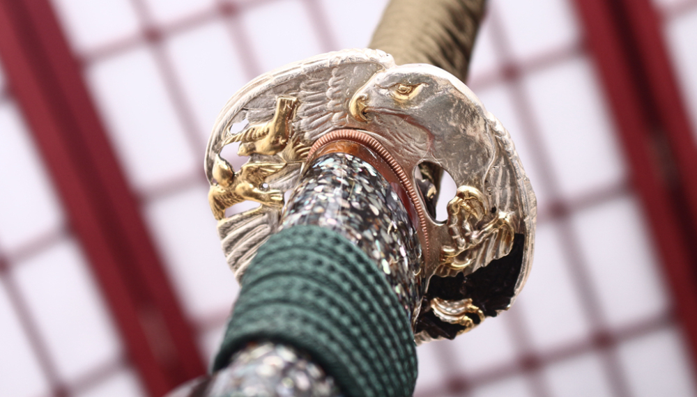 Hand Forged Tamahagane Clay Tempered Wavy Hamon Katana Japanese Samurai Sword SHINOGI-ZUKURI Full Tang Ox Horn Saya Brown