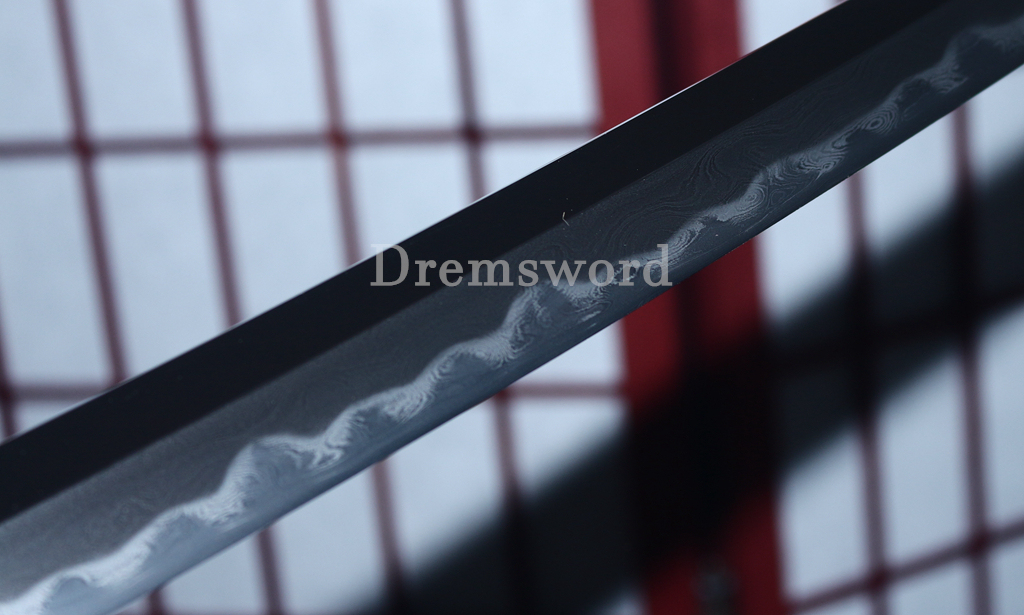 High Quality Tamahagane Katana Japanese Samurai Sword SHINOGI-ZUKURI Full Tang Ox Horn Black Rattan Saya Old treated Tsuba