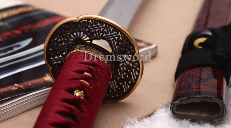 Handmade L6 Steel Clay Tempered Katana Japanese Samurai Sword Sharp Shinogi-Zukuri Sword Red