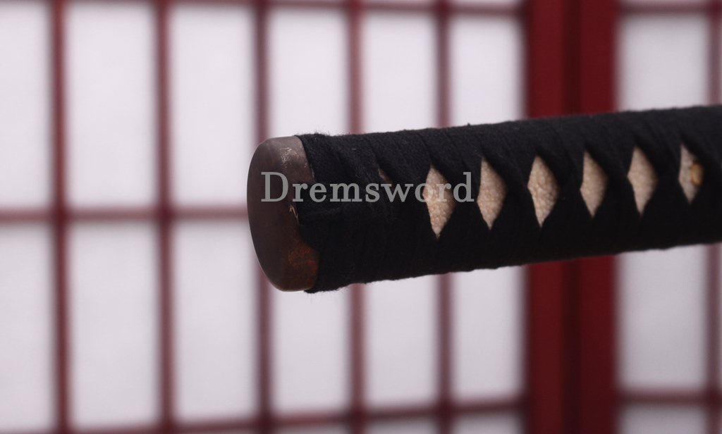 High Quality Tamahagane Katana Japanese Samurai Sword SHINOGI-ZUKURI Full Tang Ox Horn Black Rattan Saya Old treated Tsuba
