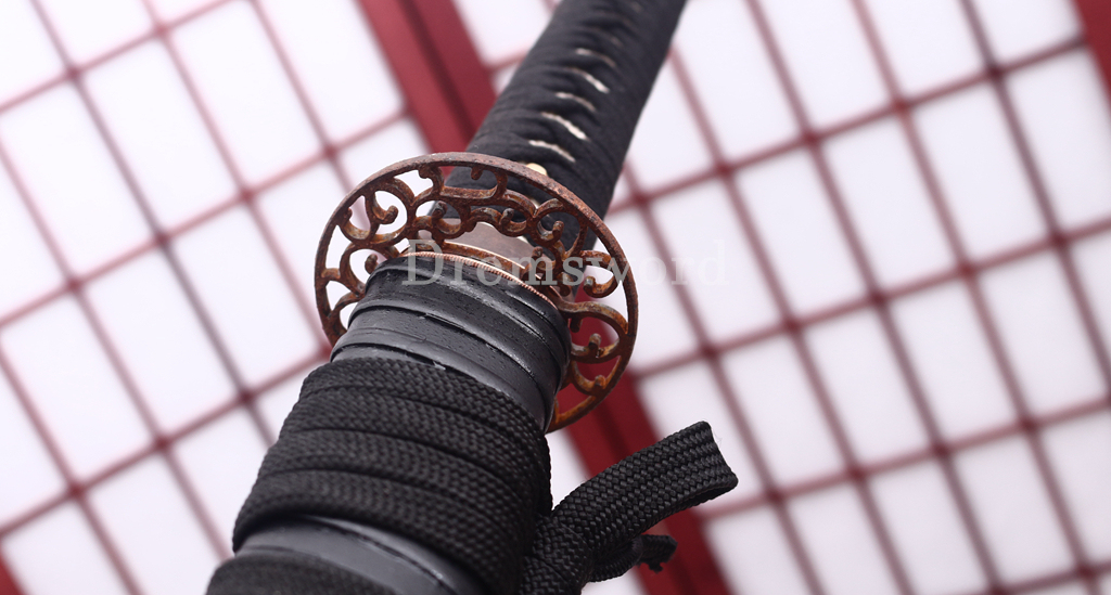 High Quality Tamahagane Katana Japanese Samurai Sword SHINOGI-ZUKURI Full Tang Ox Horn Black Rattan Saya Old treated Tsuba