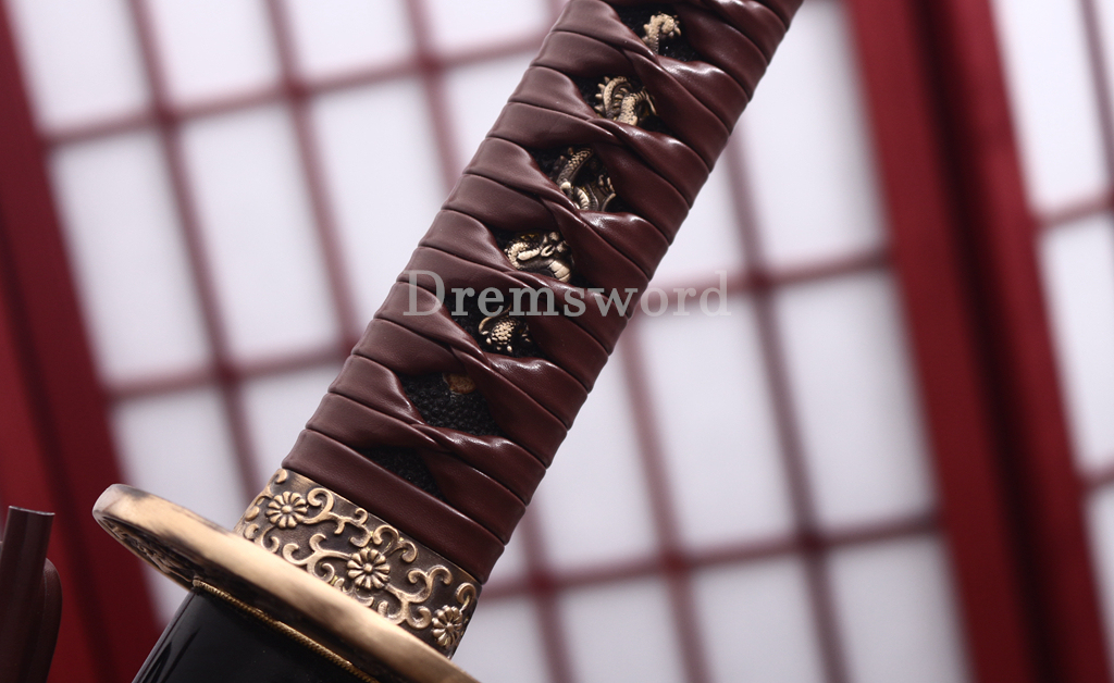 Honsanmai Clay Tempered Katana Japanese Samurai Sword Hand Polishing Hamon Carved Dragon Saya Shinogi-Zukuri Black