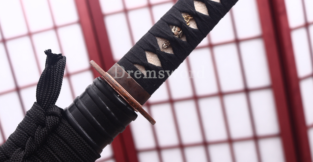 High Quality Tamahagane Katana Japanese Samurai Sword SHINOGI-ZUKURI Full Tang Ox Horn Black Rattan Saya Old treated Tsuba