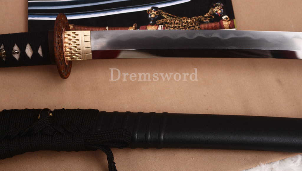 High Quality Tamahagane Katana Japanese Samurai Sword SHINOGI-ZUKURI Full Tang Ox Horn Black Rattan Saya Old treated Tsuba