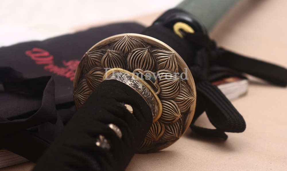 Handmade Damascus Folded Steel Katana Japanese Samurai Sword Battle Ready Shinogi Zukuri Green