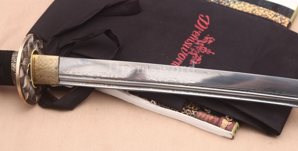 Handmade Damascus Folded Steel Katana Japanese Samurai Sword Battle Ready Shinogi Zukuri Green