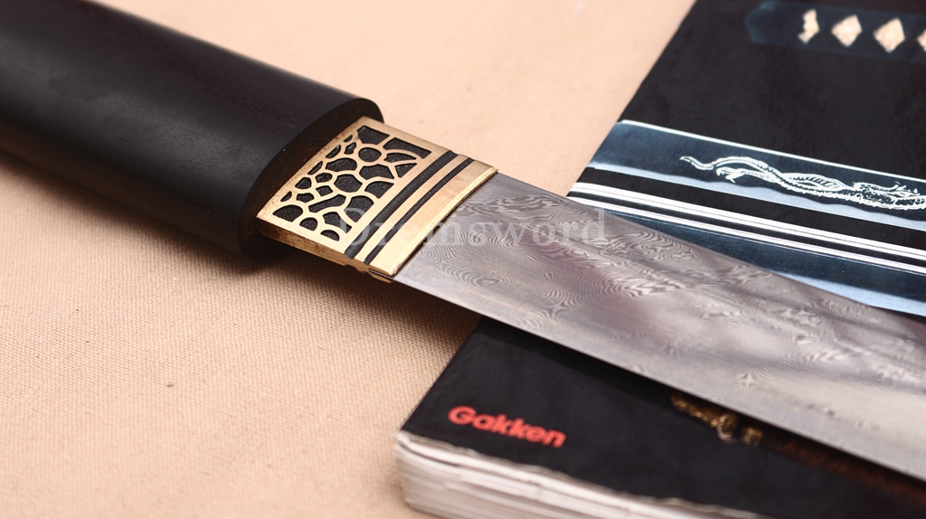 Twisted Pattern Damascus Folded Steel Black Wood Shirasaya Japanese Samurai Sword Battle Ready Shinogi Zukuri