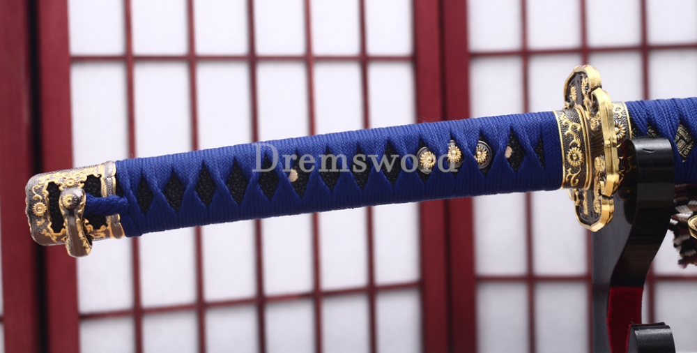 Damascus Folded Steel Tachi Blue Blade Japanese Samurai Katana Sword Battle Ready Shinogi Zukuri