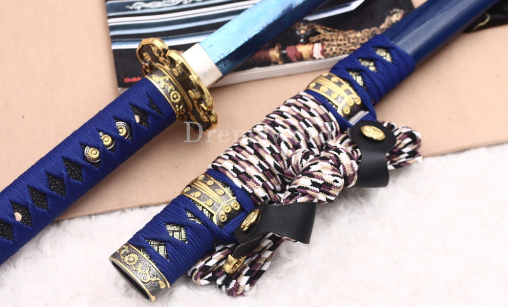 Damascus Folded Steel Tachi Blue Blade Japanese Samurai Katana Sword Battle Ready Shinogi Zukuri