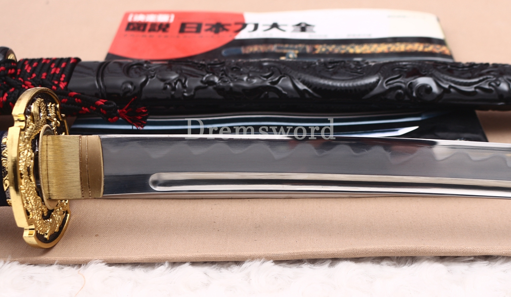 Hand Forge Sanmai Katana Japanese Samurai Sword for Battle Black Carved Dragon Saya Shinogi-Zukuri