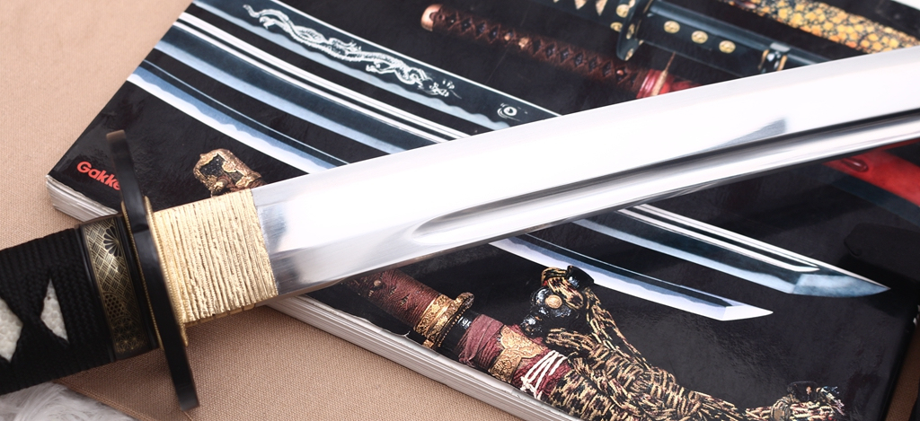 Handmade L6 Steel Clay Tempered Katana Suguha Hamon Japanese Samurai Sword Sharp Shinogi-Zukuri Sword Black