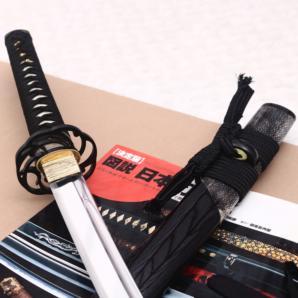 Handmade L6 Steel Clay Tempered Katana Suguha Hamon Japanese Samurai Sword Sharp Shinogi-Zukuri Sword Black