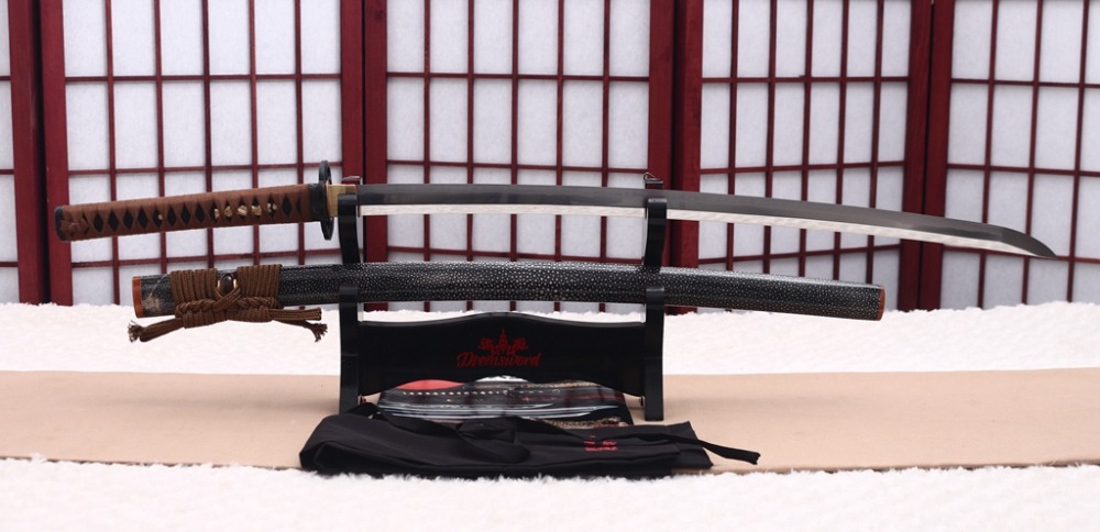 Handmade L6 Steel Clay Tempered Katana Hadori Polishing Japanese Samurai Sword O Kissaki Shinogi-Zukuri Sword Black