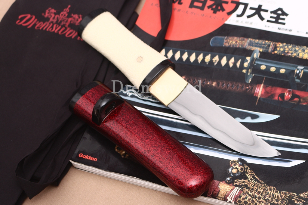 Handmade L6 Steel Clay Tempered Tanto Japanese Samurai Sword Dagger Hira-Zukuri Sword Red Urushi-nuri Saya