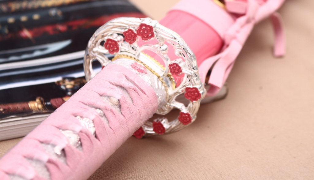 T10 Clay Tempered Pink Bloom Katana Japanese Samurai Sword for Women SHINOGI-ZUKURI Battle Ready