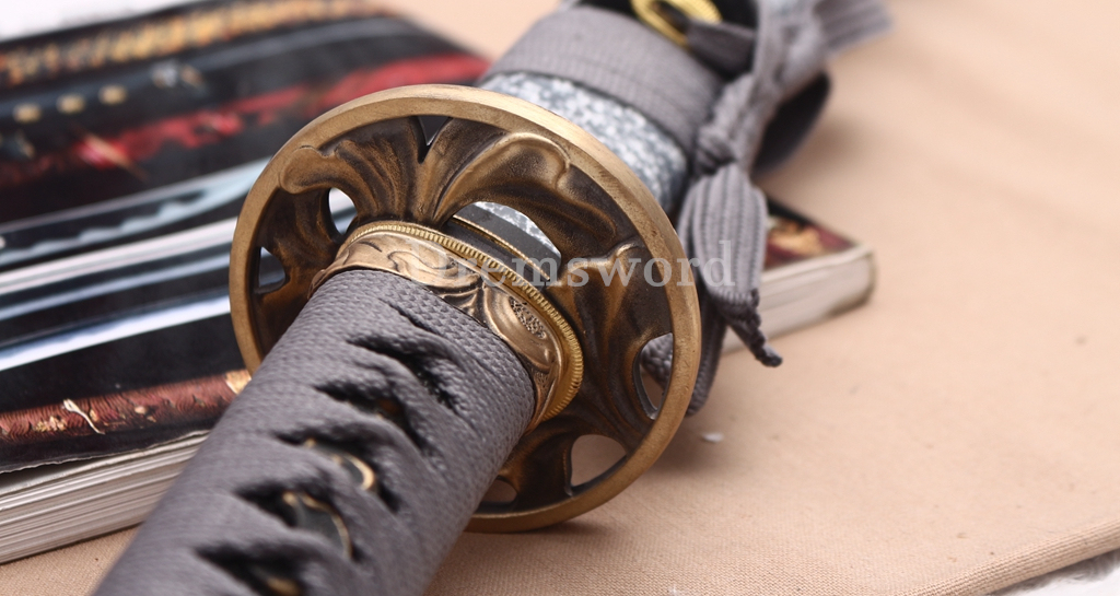 T10 Steel Clay Tempered Katana Japanese Samurai Sword SHINOGI-ZUKURI Battle Ready Grey