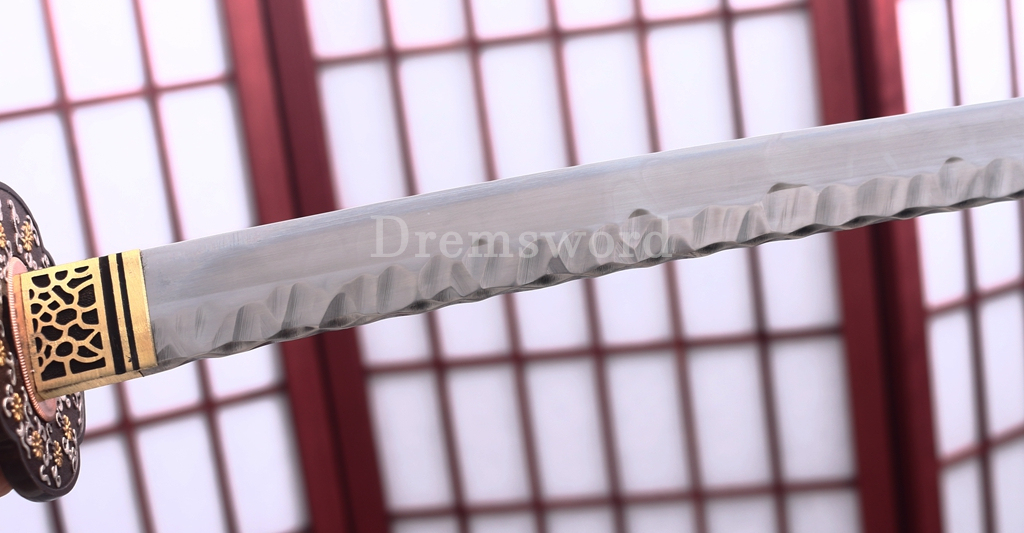 T10 Clay Tempered Katana Hammering Pattern Japanese Samurai Sword SHINOGI-ZUKURI Battle Ready Black