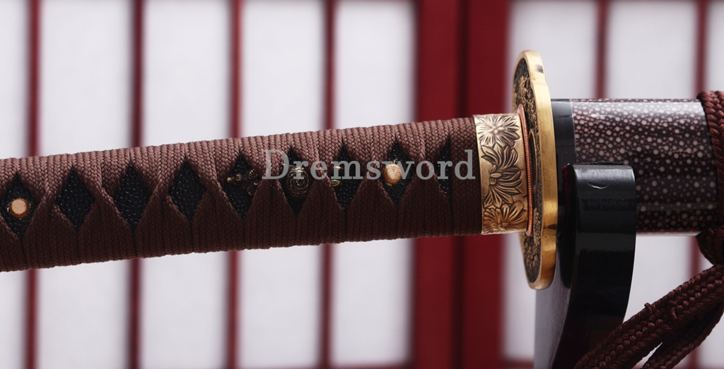T10 Clay Tempered Katana Suguha Hamon KOGARASUMARU Japanese Samurai Sword Battle Ready Full Rayskin Saya