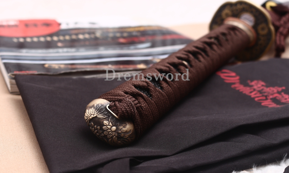 T10 Clay Tempered Katana Suguha Hamon KOGARASUMARU Japanese Samurai Sword Battle Ready Full Rayskin Saya