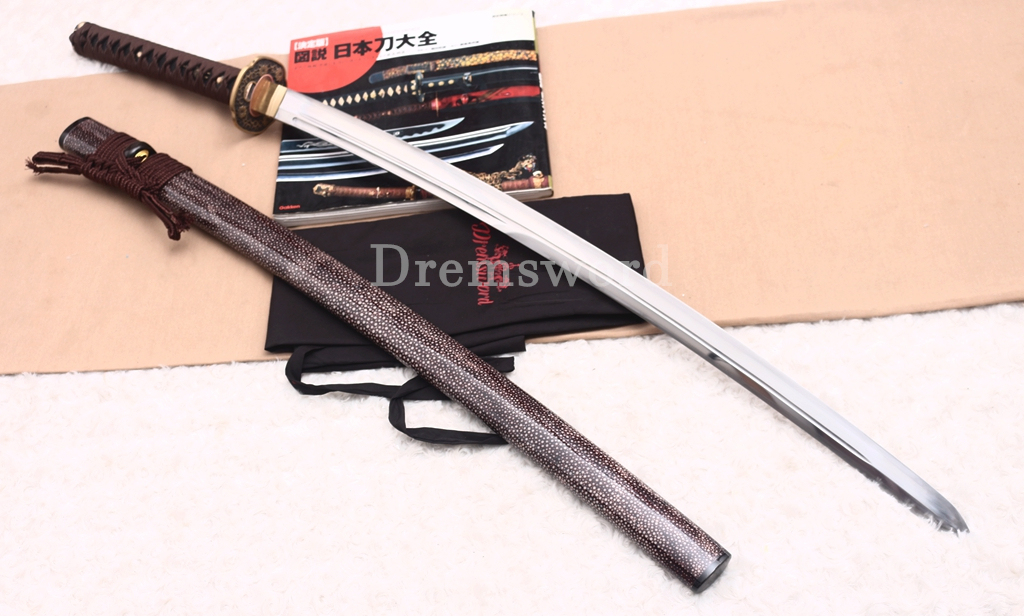 T10 Clay Tempered Katana Suguha Hamon KOGARASUMARU Japanese Samurai Sword Battle Ready Full Rayskin Saya