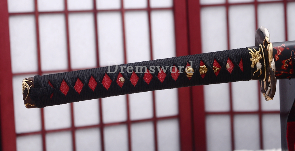 Tamahagane Steel Clay Tempered Katana Hand Carving Japanese Samurai Sword SHINOGI-ZUKURI Urushi-nuri Saya Black