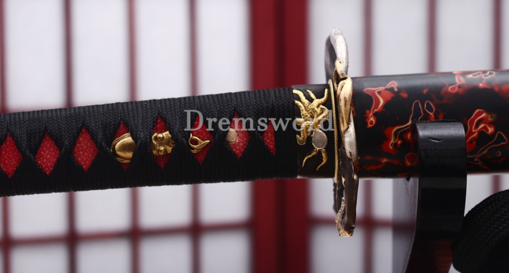 Tamahagane Steel Clay Tempered Katana Hand Carving Japanese Samurai Sword SHINOGI-ZUKURI Urushi-nuri Saya Black