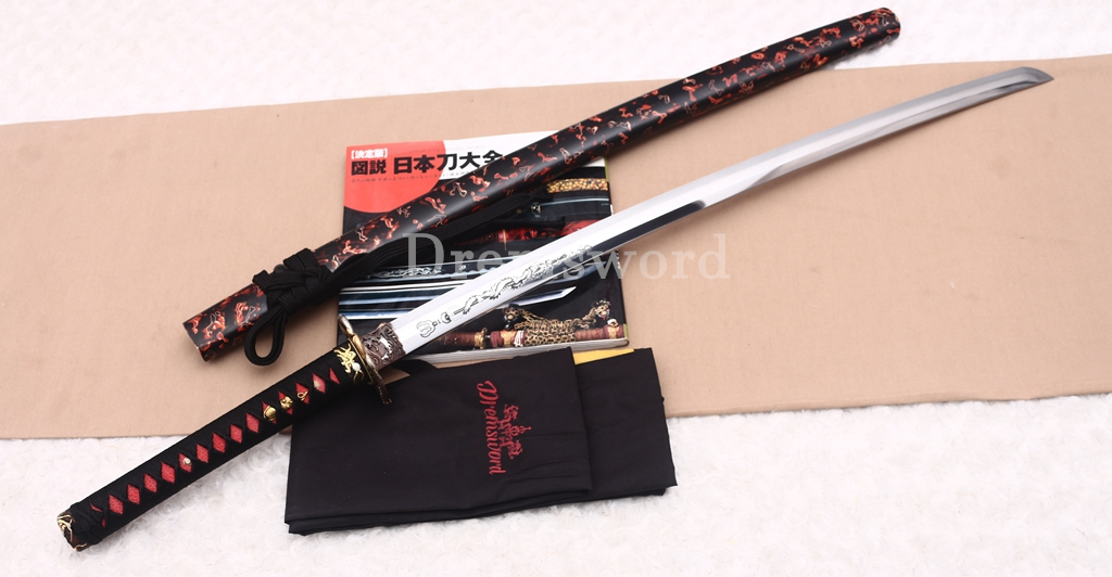 Tamahagane Steel Clay Tempered Katana Hand Carving Japanese Samurai Sword SHINOGI-ZUKURI Urushi-nuri Saya Black