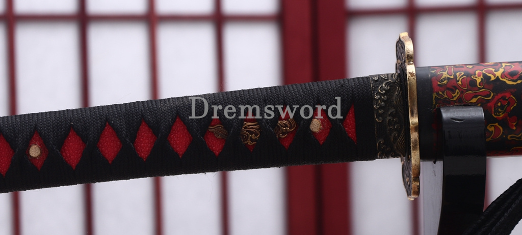 Folded Steel Clay Tempered Katana Abrasive Hamon Japanese Samurai Sword Urushi-nuri Saya Shinogi-Zukuri Red