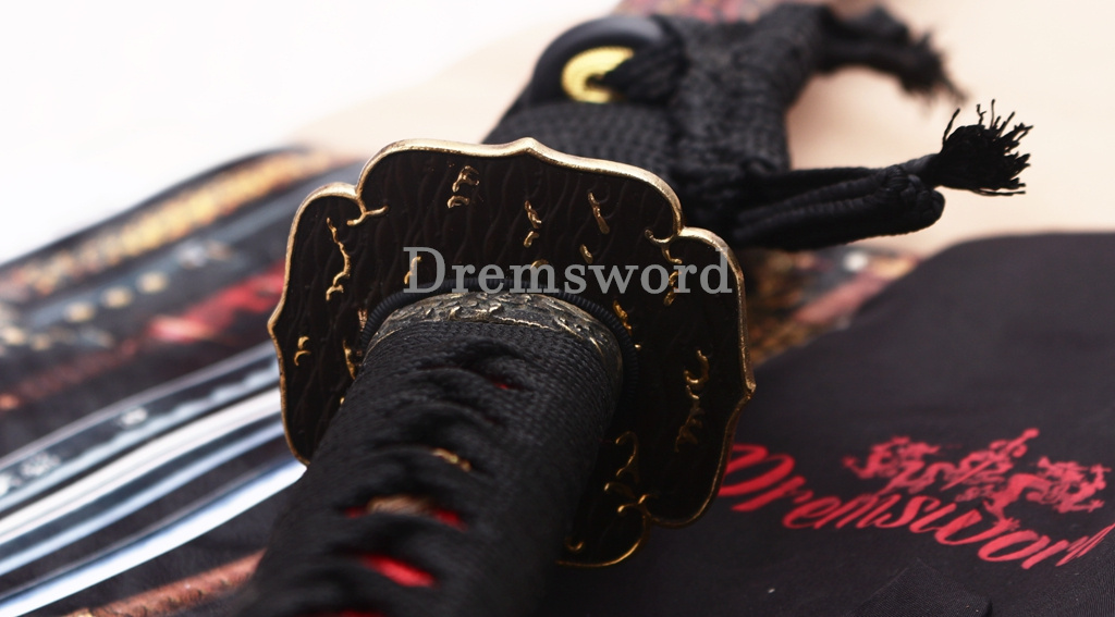 Folded Steel Clay Tempered Katana Abrasive Hamon Japanese Samurai Sword Urushi-nuri Saya Shinogi-Zukuri Red
