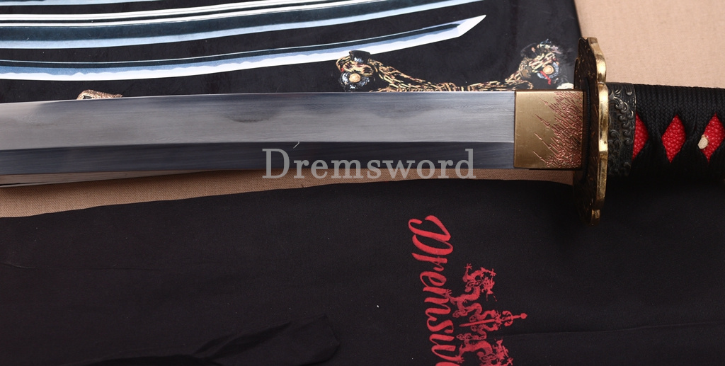 Folded Steel Clay Tempered Katana Abrasive Hamon Japanese Samurai Sword Urushi-nuri Saya Shinogi-Zukuri Red