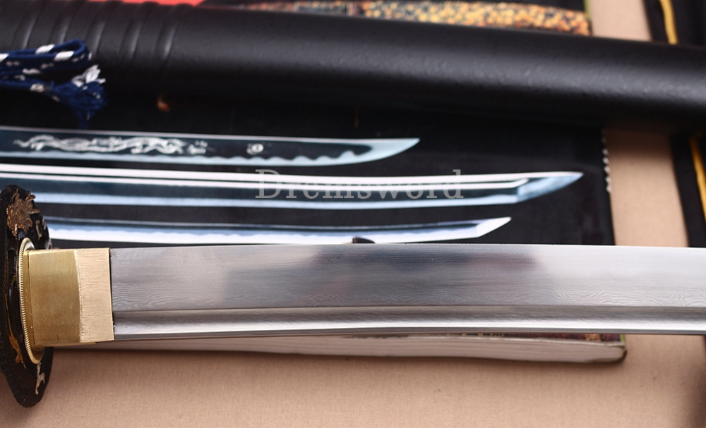 Folded Steel Clay Tempered Katana Japanese Samurai Sword for Battle Shinogi-Zukuri Black