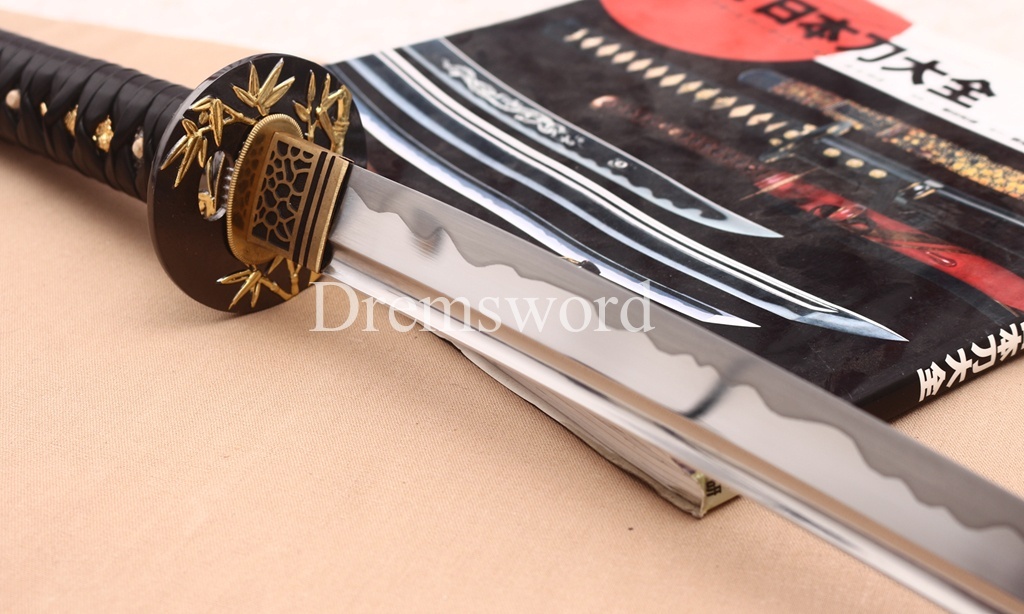 Handmade 9260 Spring Steel Wakizashi Horn Saya Japanese Samurai Sword Battle Ready Full Tang Shinogi-Zukuri Red