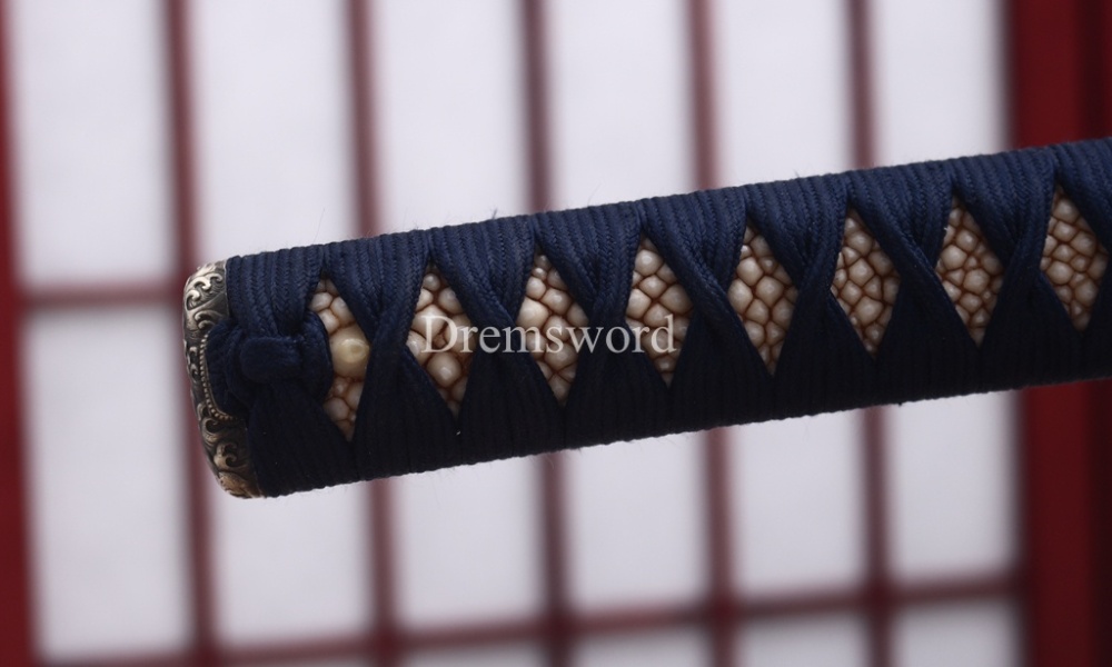 Japanese Silk Ito Handmade L6 Steel Katana Horn Saya Emperor Nodes Rayskin Japanese Samurai Sword Shinogi-Zukuri Sword Black