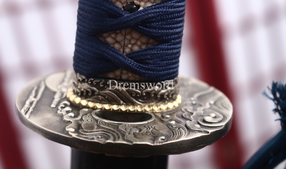 Japanese Silk Ito Handmade L6 Steel Katana Horn Saya Emperor Nodes Rayskin Japanese Samurai Sword Shinogi-Zukuri Sword Black