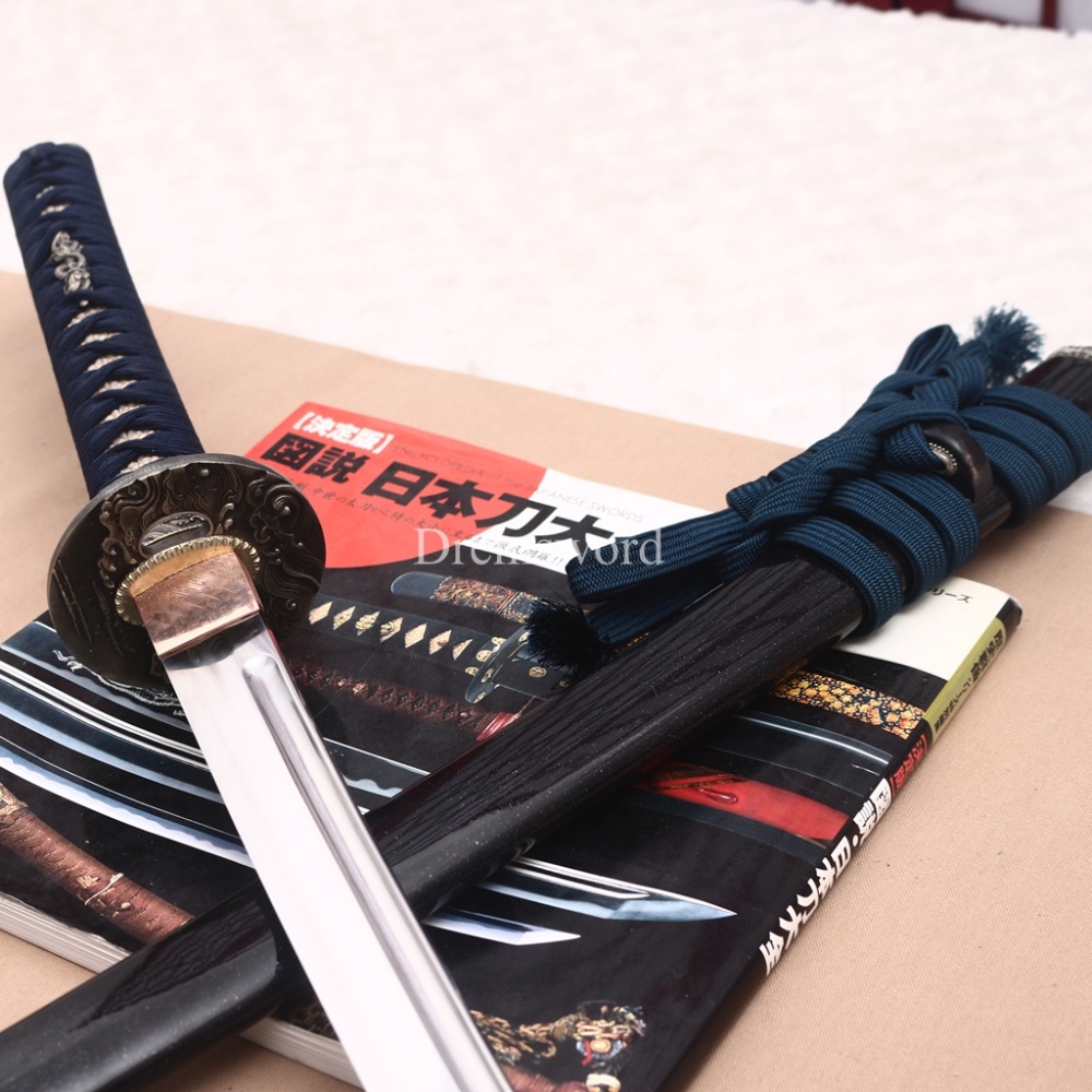 Japanese Silk Ito Handmade L6 Steel Katana Horn Saya Emperor Nodes Rayskin Japanese Samurai Sword Shinogi-Zukuri Sword Black