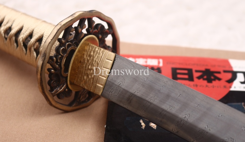 Damascus Folded Steel Twisted Pattern Katana Japanese Samurai Sword Battle Ready Shinogi Zukuri Rayskin Saya