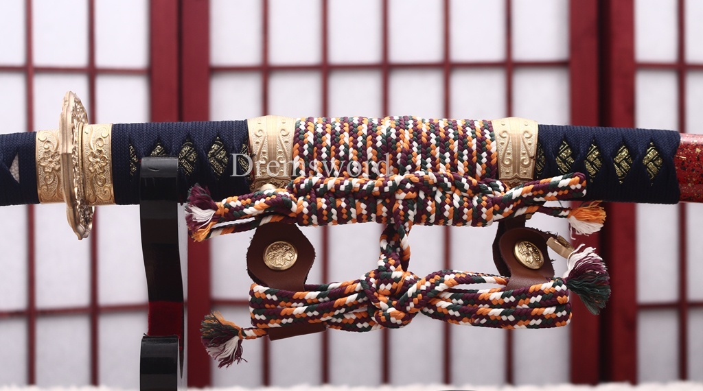Hand Polishing Tamahagane Clay Tempered Tachi Katana Japanese Samurai Sword SHINOGI-ZUKURI Gold