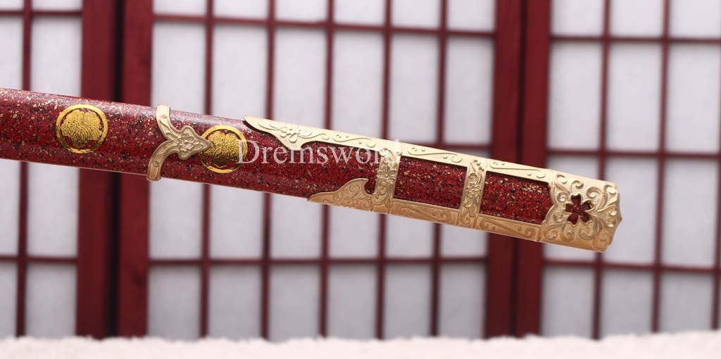 Hand Polishing Tamahagane Clay Tempered Tachi Katana Japanese Samurai Sword SHINOGI-ZUKURI Gold