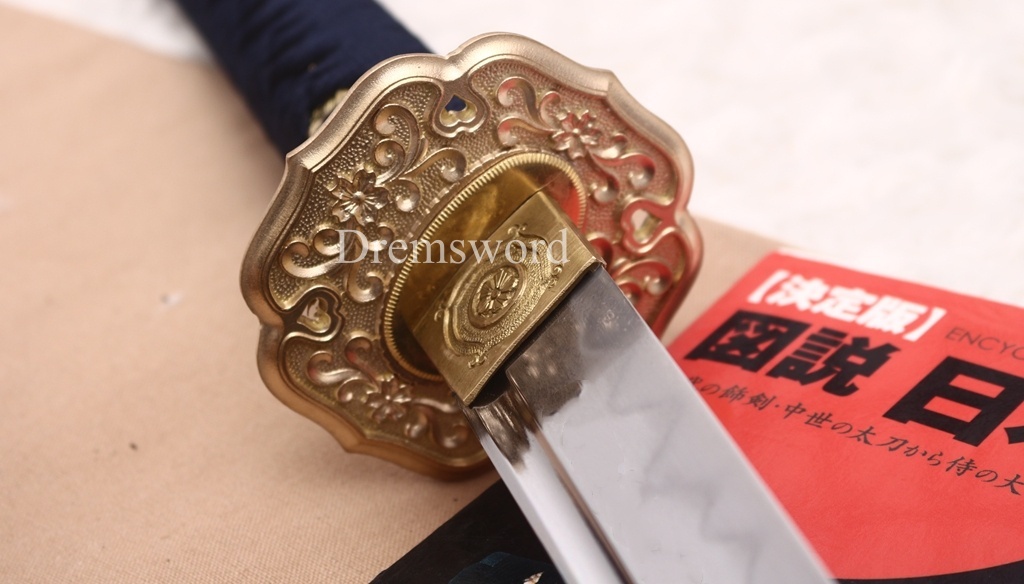 Hand Polishing Tamahagane Clay Tempered Tachi Katana Japanese Samurai Sword SHINOGI-ZUKURI Gold
