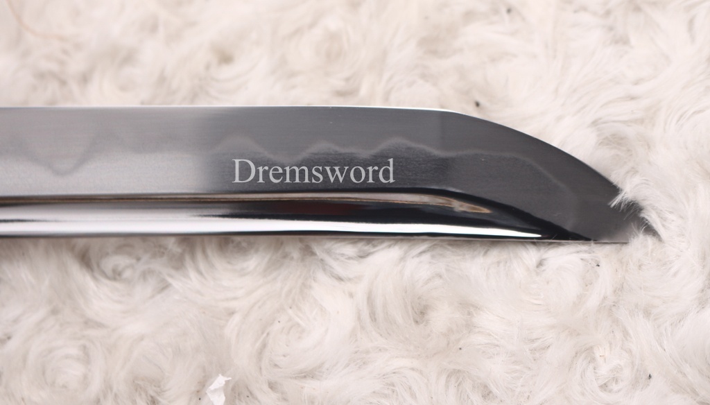 Hand Polishing Tamahagane Clay Tempered Tachi Katana Japanese Samurai Sword SHINOGI-ZUKURI Gold
