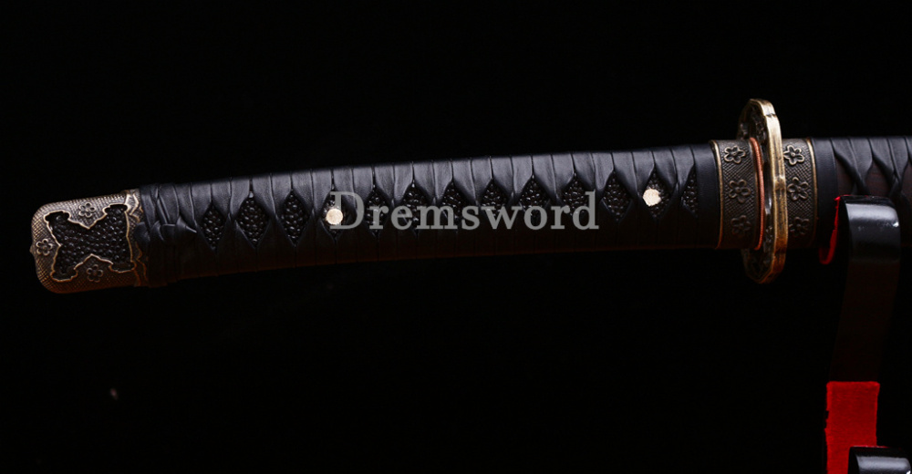 T10 Clay Tempered Tachi Japanese Samurai Katana Sword Real Hamon Rosewood Saya Shinogi Zukuri Full Tang Brown.