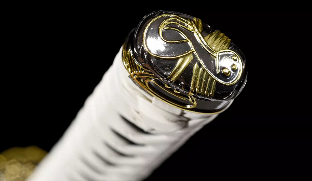 The Last Promoted Devil May Cry T10 Clay Tempered Katana Shipment Only to the USA