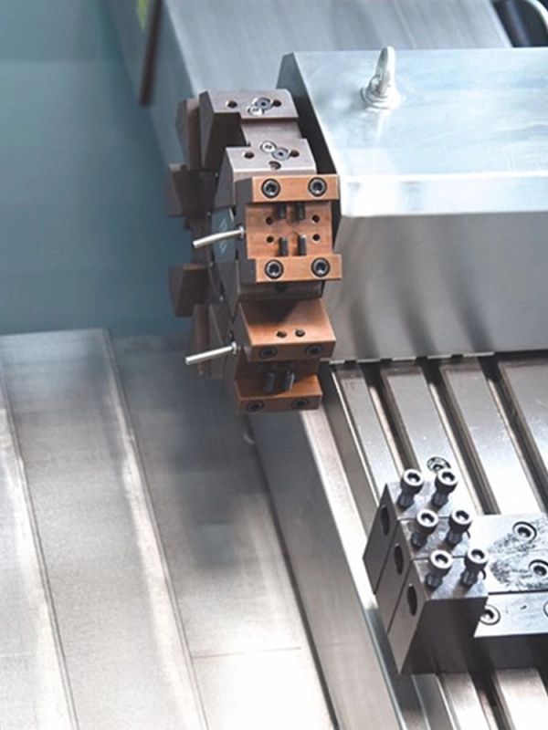 cnc lathe，mini lathe，Composite power turret CNC machine tool---LC-46