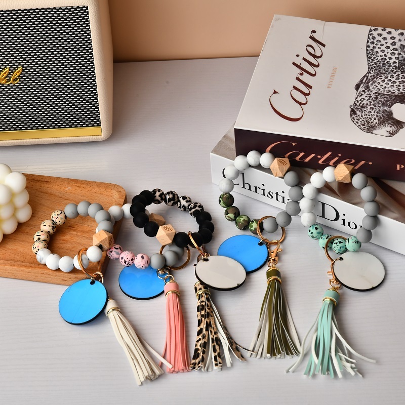 Alwin China RTS Silicone Personalised Key Chain Bracelet Wristlet Key Ring with Leather Tassel