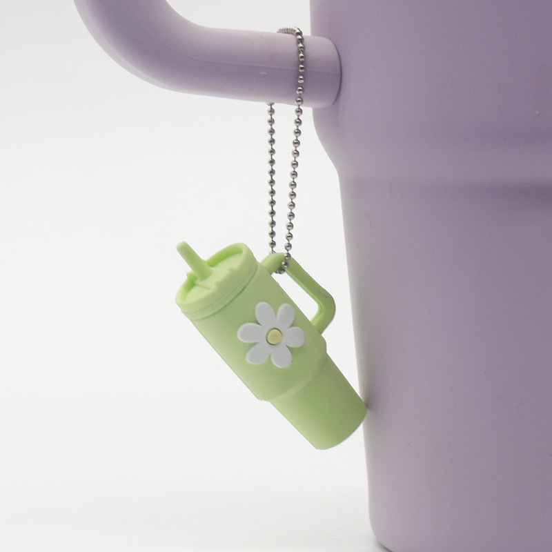 Alwin China RTS Hot Sale Tumbler Charm Accessories  Flower PVC Keychain