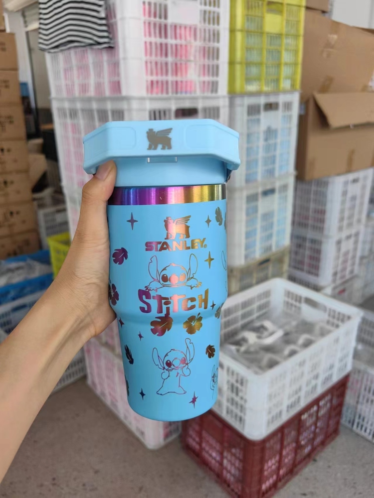 Alwin China RTS Hot Sale 20oz 30oz Hello Kitty Stitch Stanley Stainless Steel Mug With Poetable Handle Best Seller